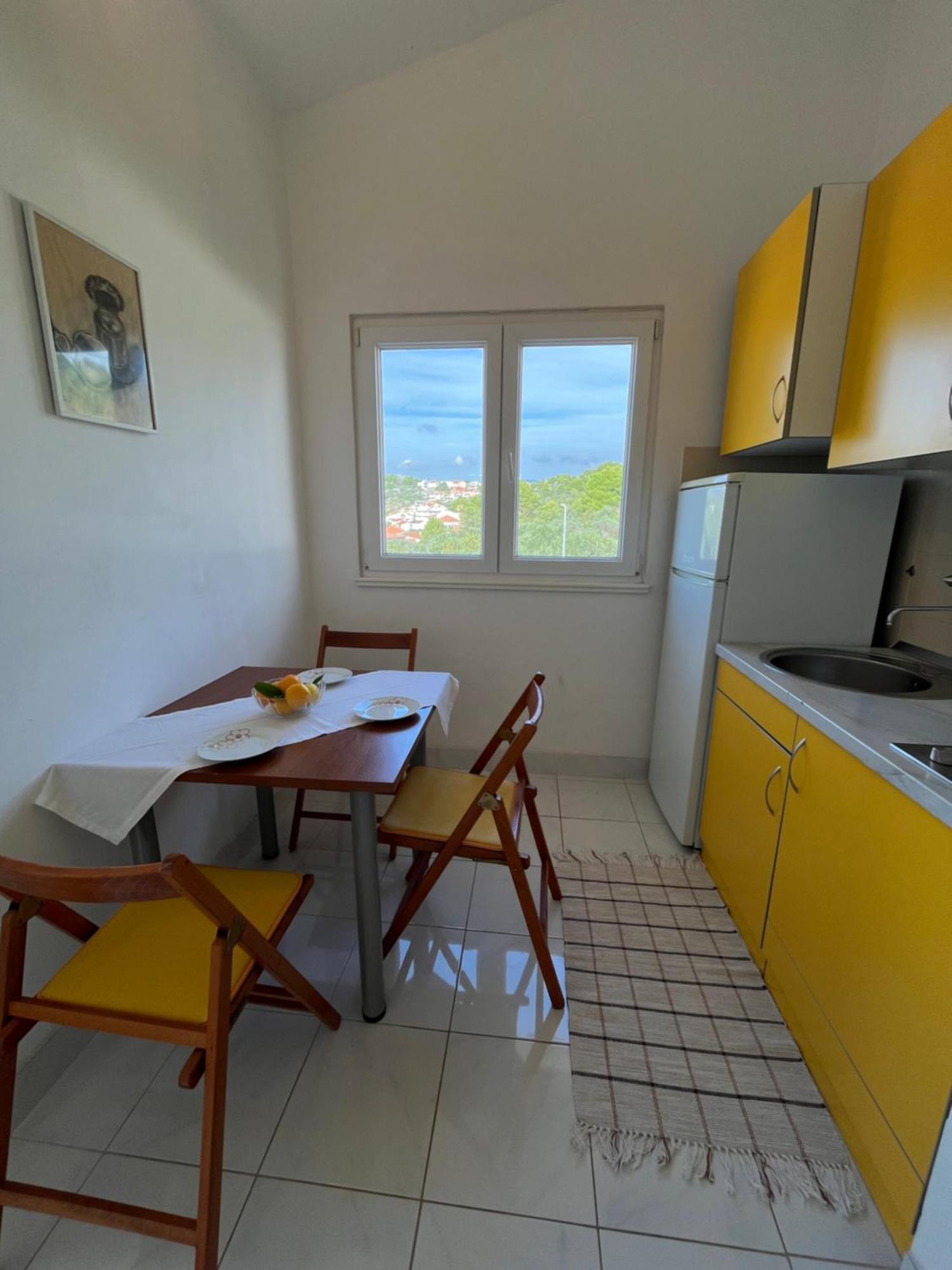 Apartmani Ivan Трогир Экстерьер фото