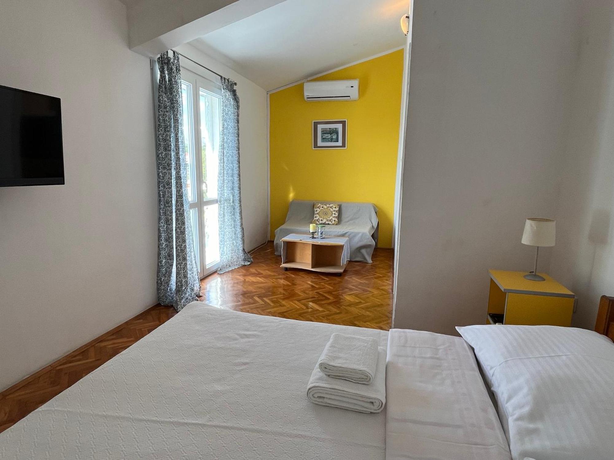 Apartmani Ivan Трогир Экстерьер фото